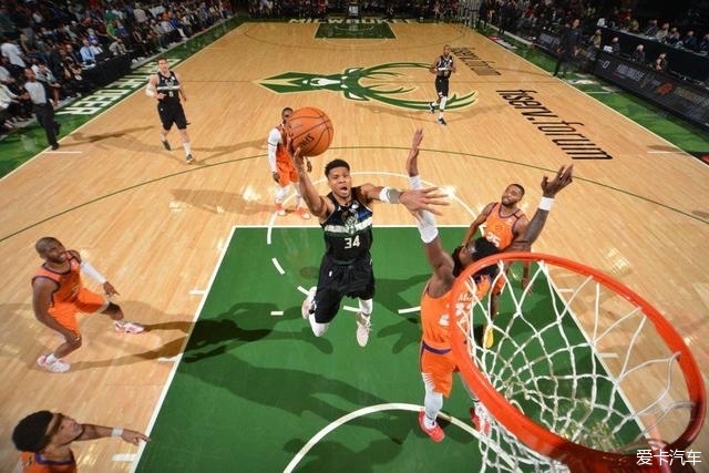 福建队苦战取胜 江苏队格雷个人得分领先